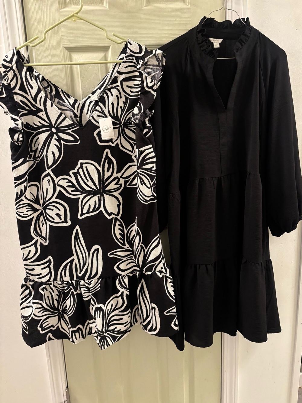 Two ladies casual office curvy dresses bundle -size xl